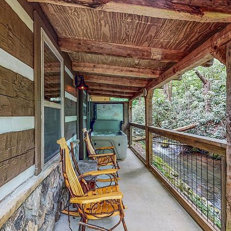 Up The Creek Villa Gatlinburg Exterior photo
